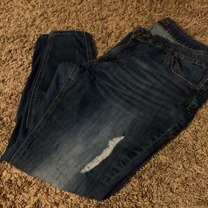 Mid rise Rue 21 jeans! Super comfortable!